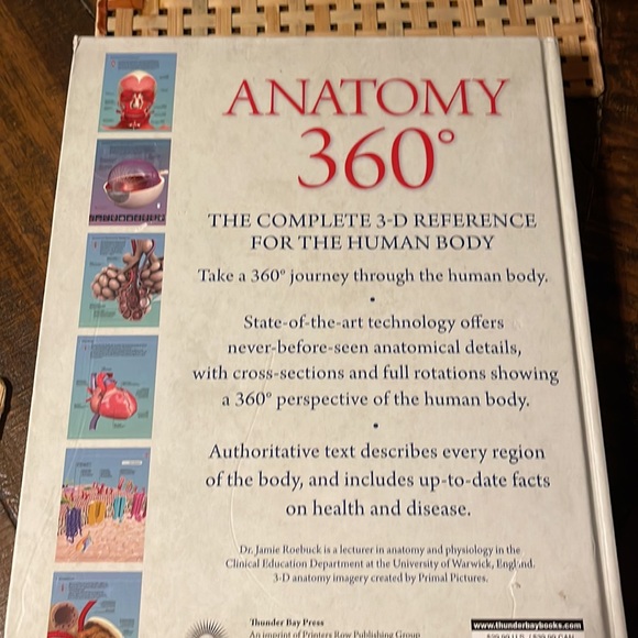 Anatomy 360 The Ultimate Visual Guide to the Human Body by Dr. Jamie Roebuck - Picture 6 of 6